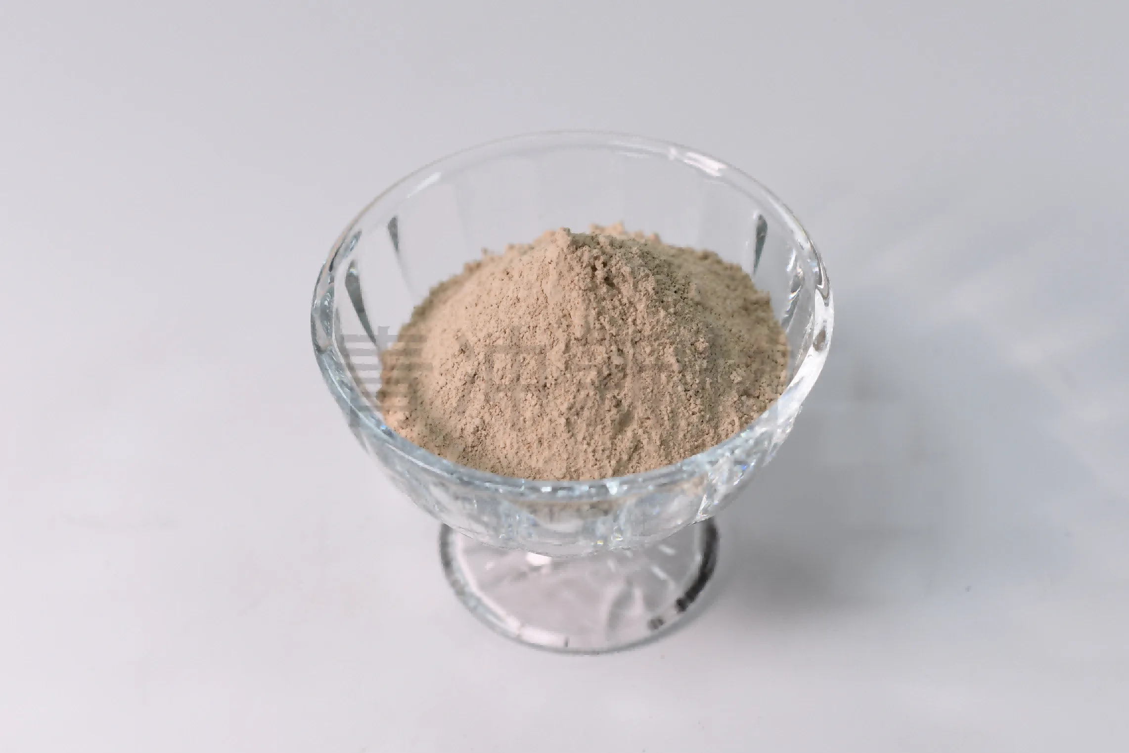 Carbonate de manganèse (MnCO₃)3