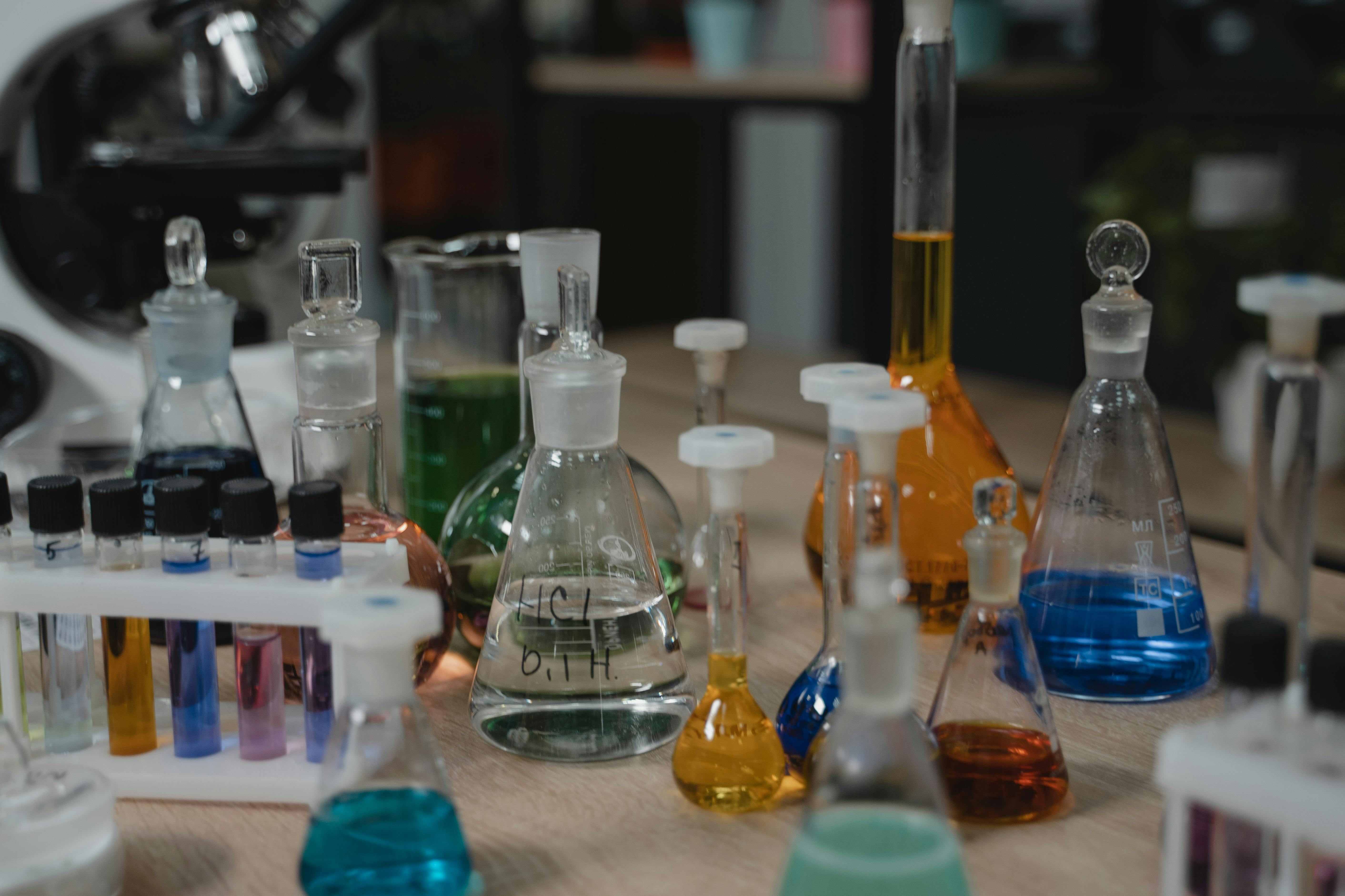 Le chlorure de manganèse est appliqué en produits chimiques